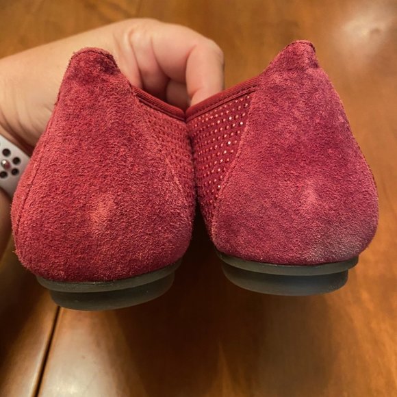 Vionic Red Flats with Rhinestone Detailing - Picture 3 of 8